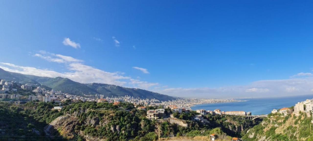 Adma Blue Screen Jounieh Exterior foto